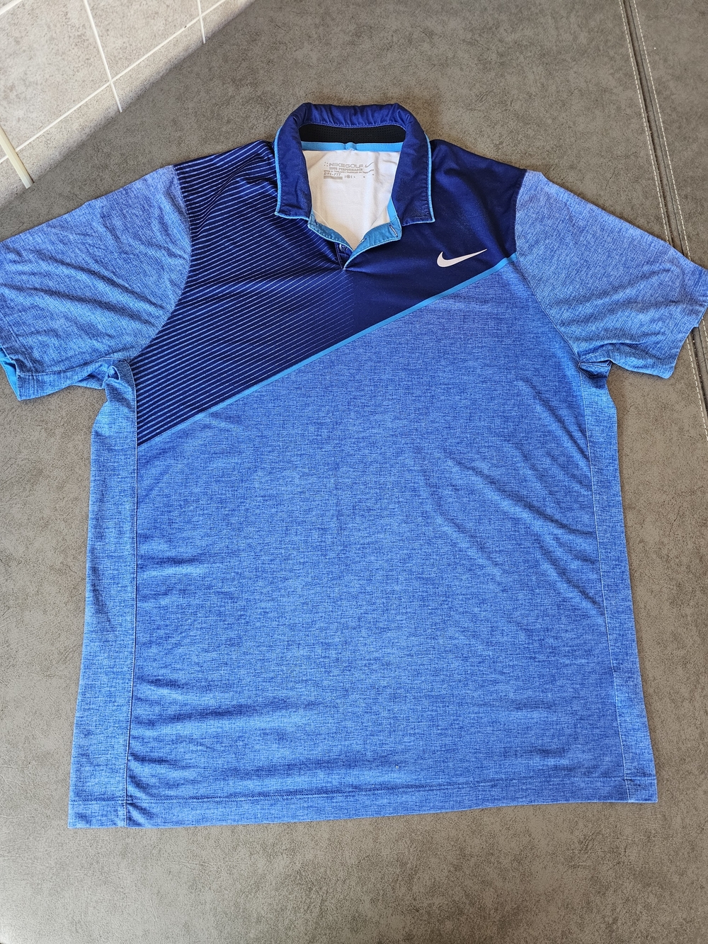 Nike Men’s Bright Blue Polo with Navy Accent Size Large